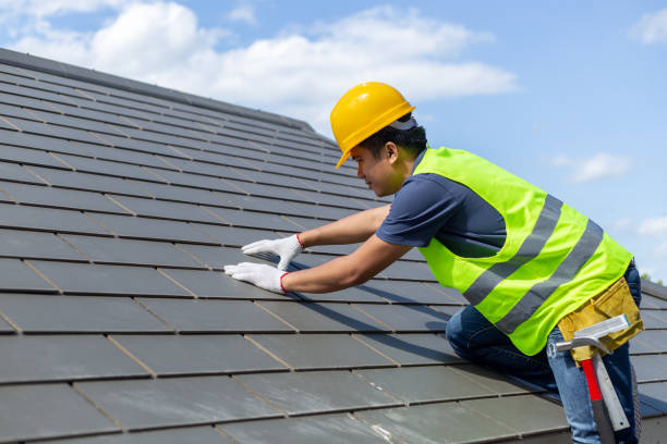 Best Roof Gutter Cleaning  in Kahaluu Keauhou, HI